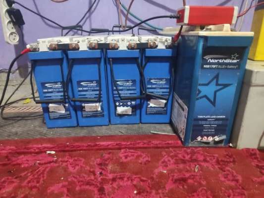 خمس بطاريات  100 امبير 
